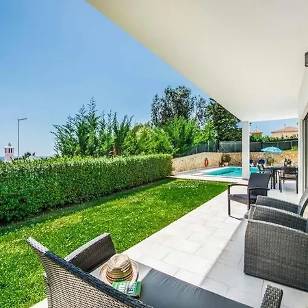 Areias De Sao Joao Sleeps 8 Pool Air Con Wifi