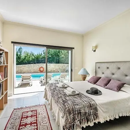 Areias De Sao Joao Sleeps 8 Pool Air Con Wifi ヴィラ *